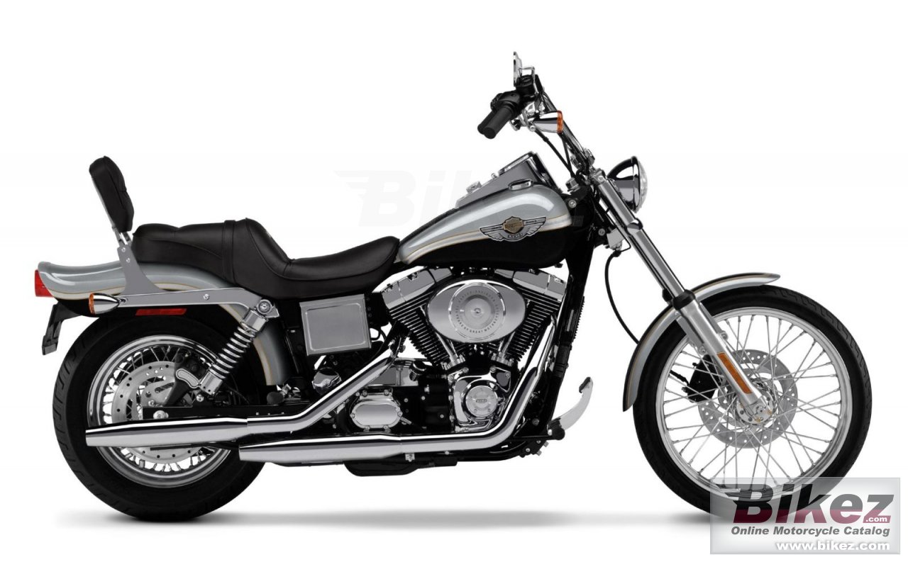 Big Davidson. Published with permission. fxdwg dyna wide glide picture and wallpaper from Bikez.com